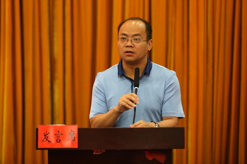 四川师范大学yl23455永利官网经理陈驰.jpg